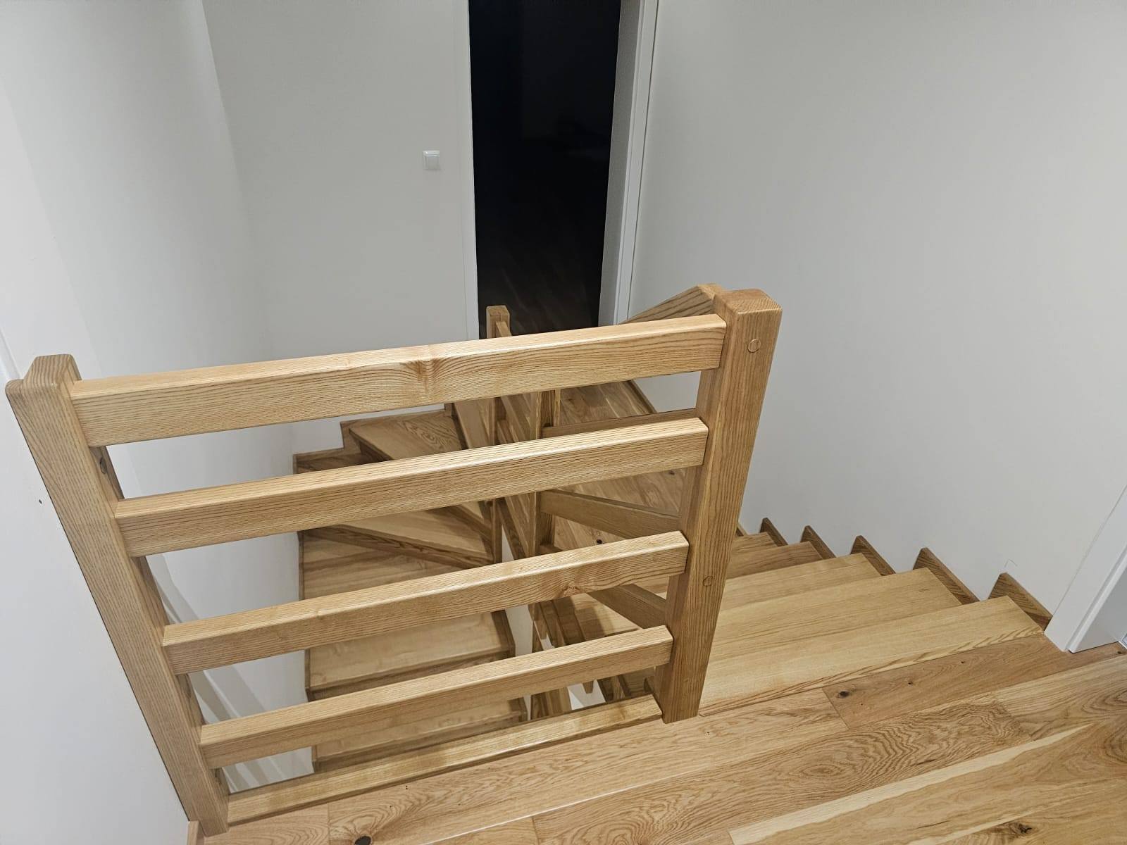 SCHODY DREWNIANE WROCŁAW