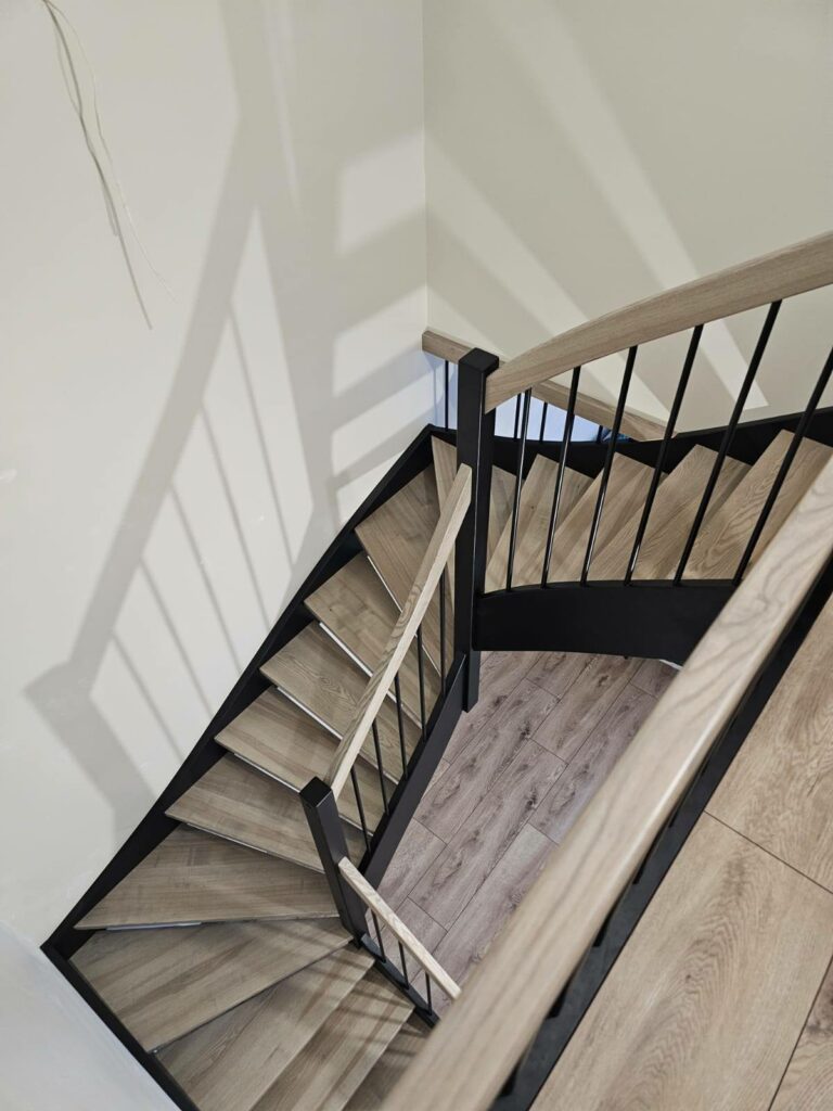 SCHODY DREWNIANE WILKSZYN